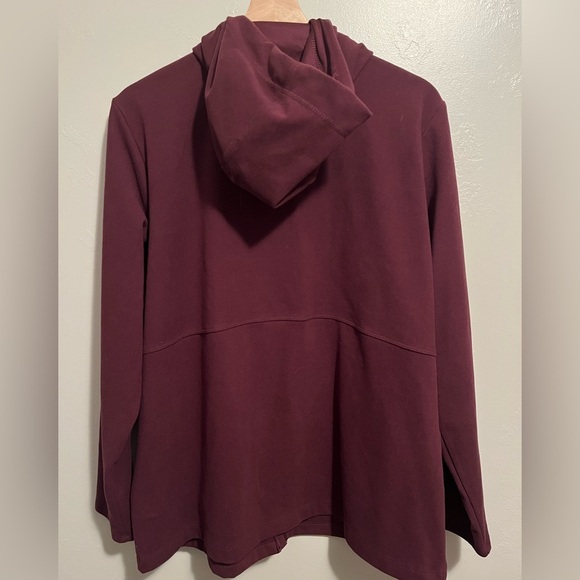 Torrid Burgundy Happy Camper Micro Fleece Full Zip Active Hoodie Size 2 Comfort - Picture 11 of 12